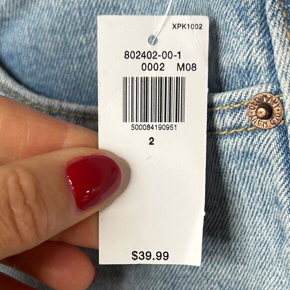 Old Navy High-Rise O.G. Straight Denim Shorts Size 2 NEW 3" Inseam - Picture 4 of 4